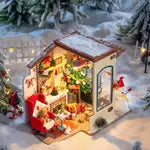 DIY Miniature House Kit: Christmas Patio
