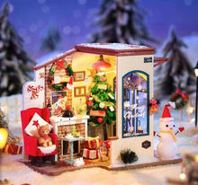 DIY Miniature House Kit: CHRISTMAS