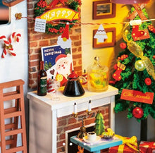 DIY Miniature House Kit: CHRISTMAS