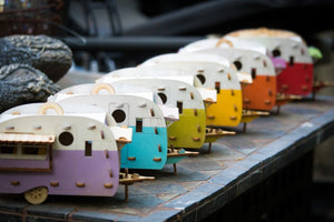 Puzzle - Paintable Camper Bird House